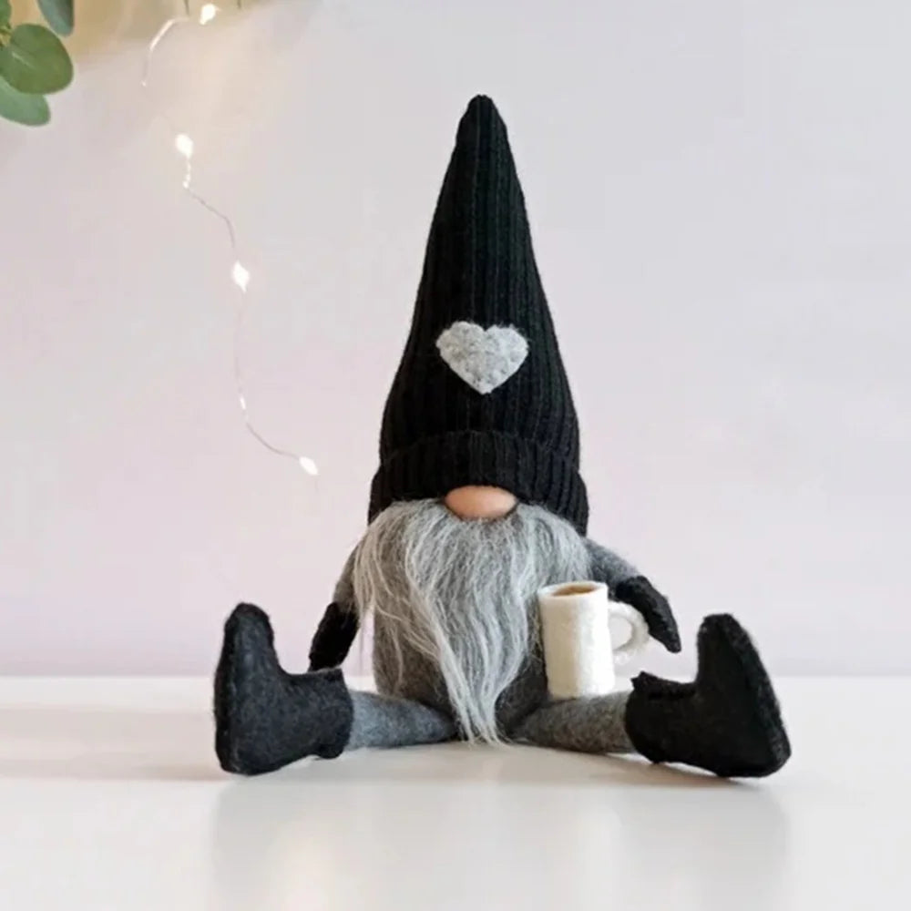 Peluche gnome avec tasse de café - Tresors de Deco